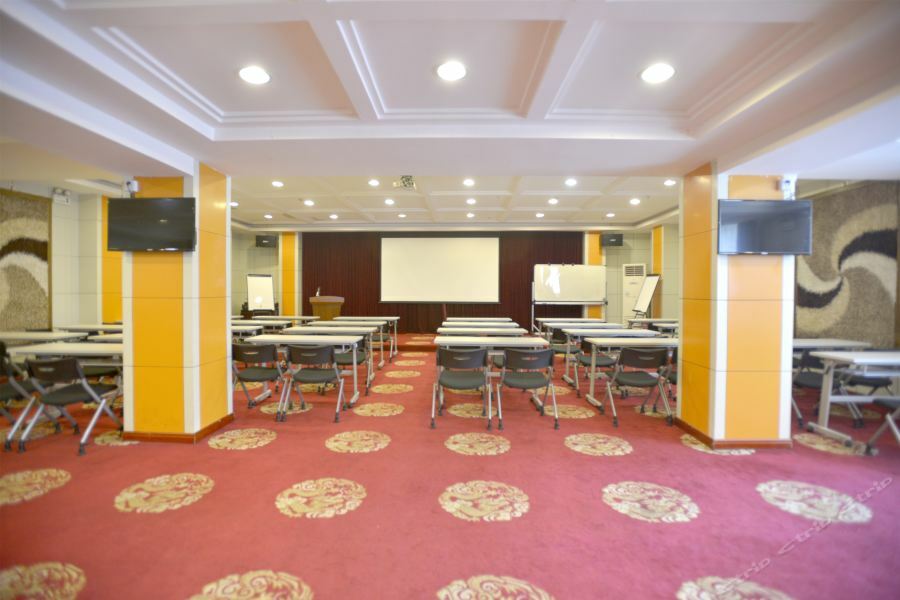 Hotel Starway Shengxianju 2*